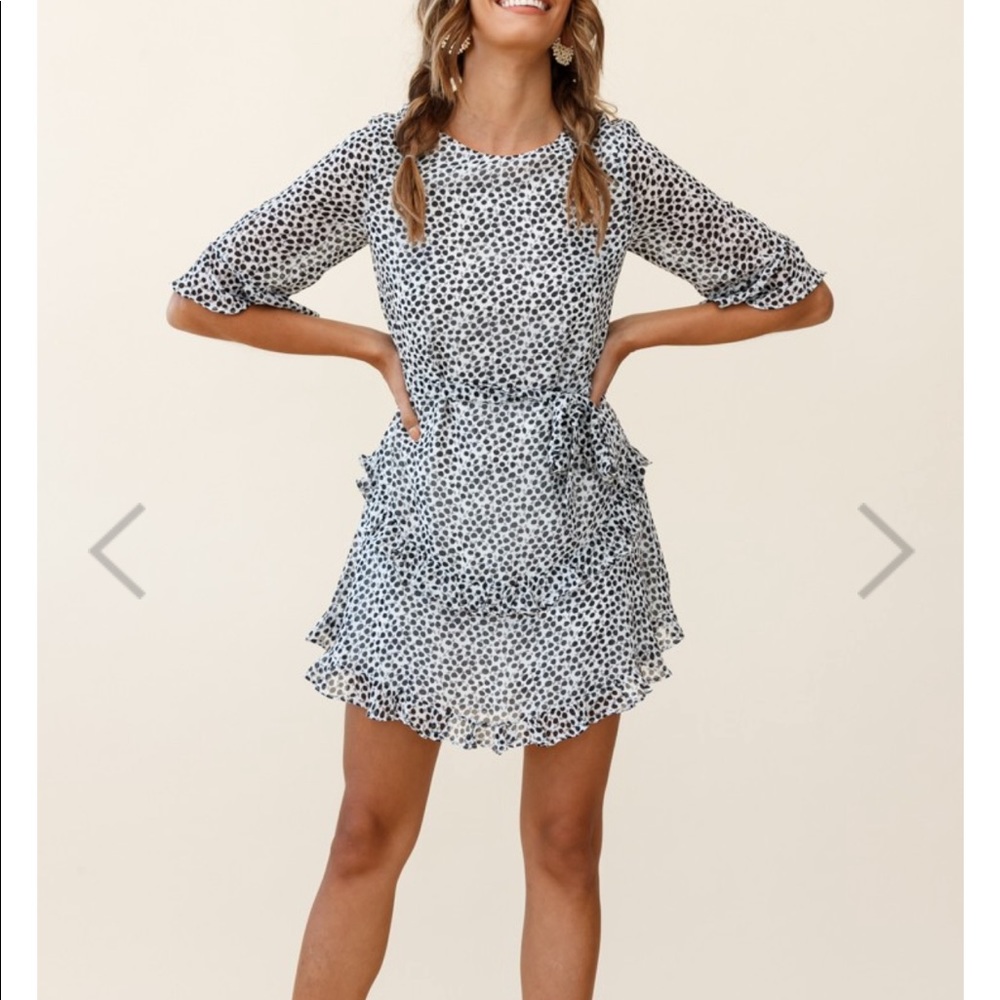 NWT-SelfieLeslie Wife Me Crew Neck Ruffle Insert Dress Polka Dot Black. Size M - Picture 5 of 9